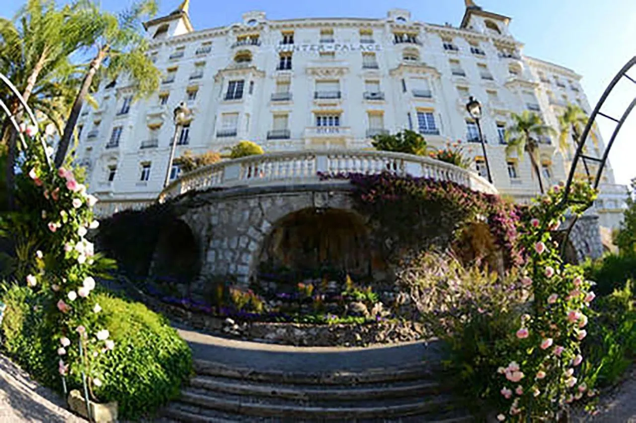Winter Palace Menton 0*,  France